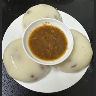 Bếp nhận order bánh đúc lạc, bánh rán, dưa cải chua,... pick up Kiara 